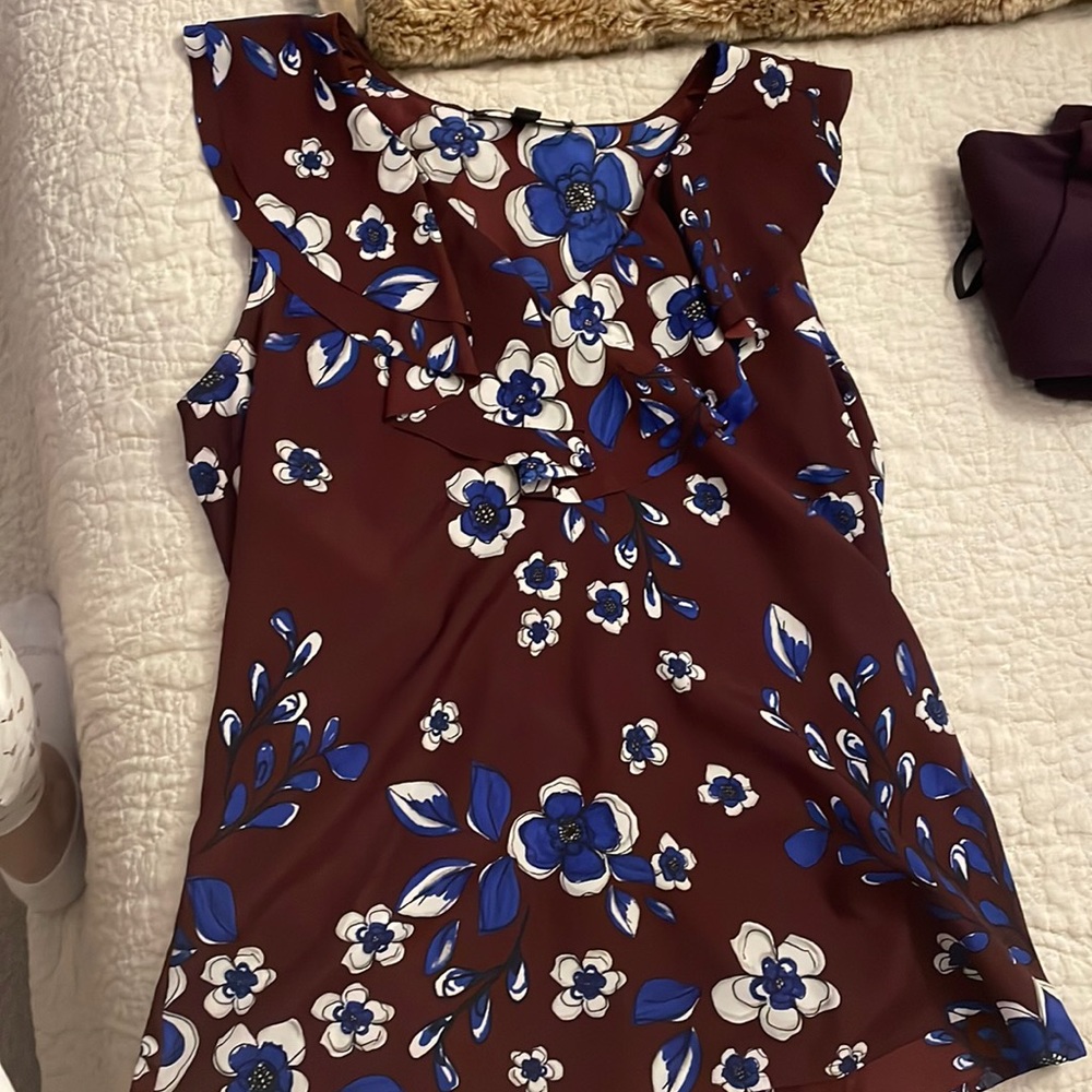 Beautiful top from banana republic
